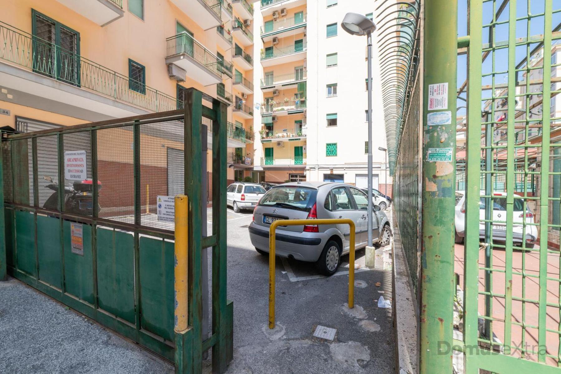 Clara Domus By Domusextra Apartment Naples Exterior photo